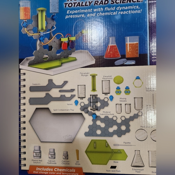 Smart Lab Ultimate Secret Formula Lab STEM 40 Experiment Science Kit NWOT - Picture 3 of 4